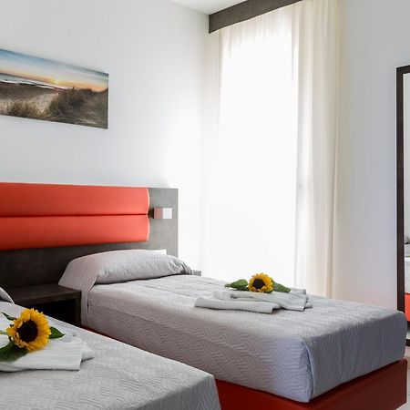 Residenza Riva Azzurra Aparthotel ริมินี ภายนอก รูปภาพ