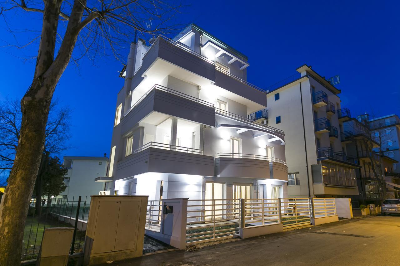 Residenza Riva Azzurra Aparthotel ริมินี ภายนอก รูปภาพ